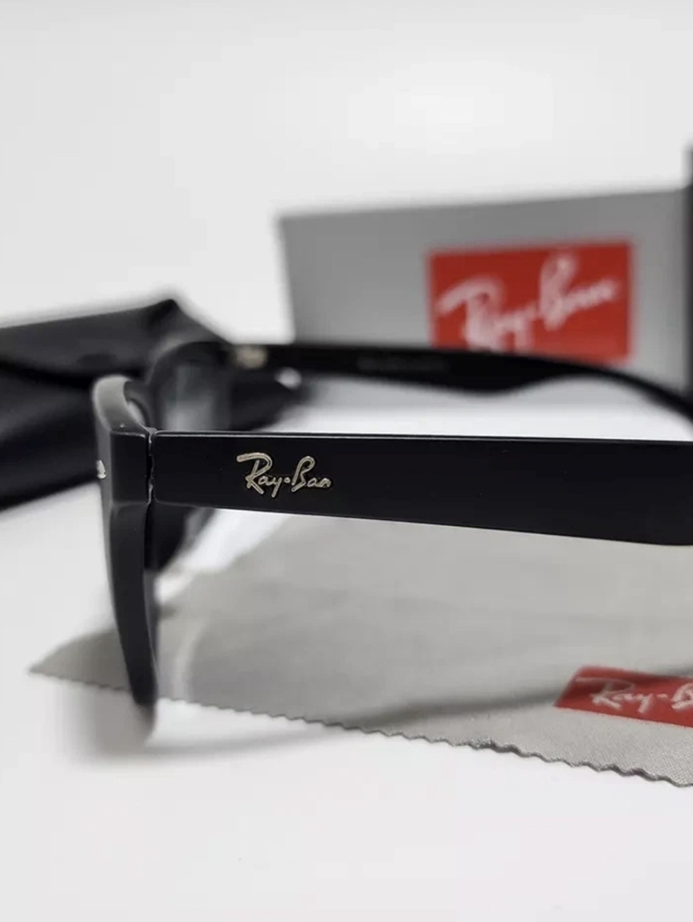 New With Box 50mm Ray-Ban Wayfarer Black Frames Black Lenses G-15 RB2140 - Picture 5 of 5